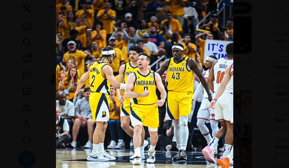 Para pemain Indiana Pacers melakukan selebrasi di Gim 6 Semifinal Wilayah Timur Playoff NBA melawan New York Knicks. 