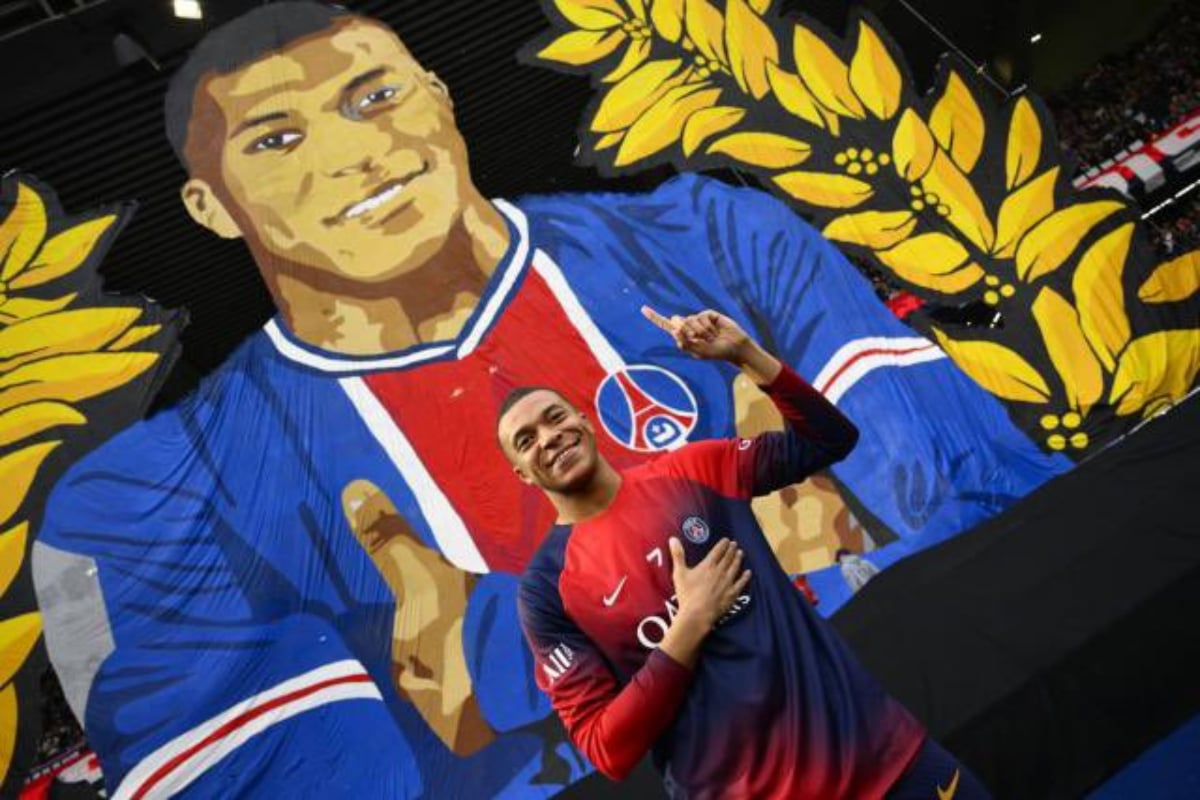 Striker PSG, Kylian Mbappe melakukan laga perpisahan di kandang sendiri