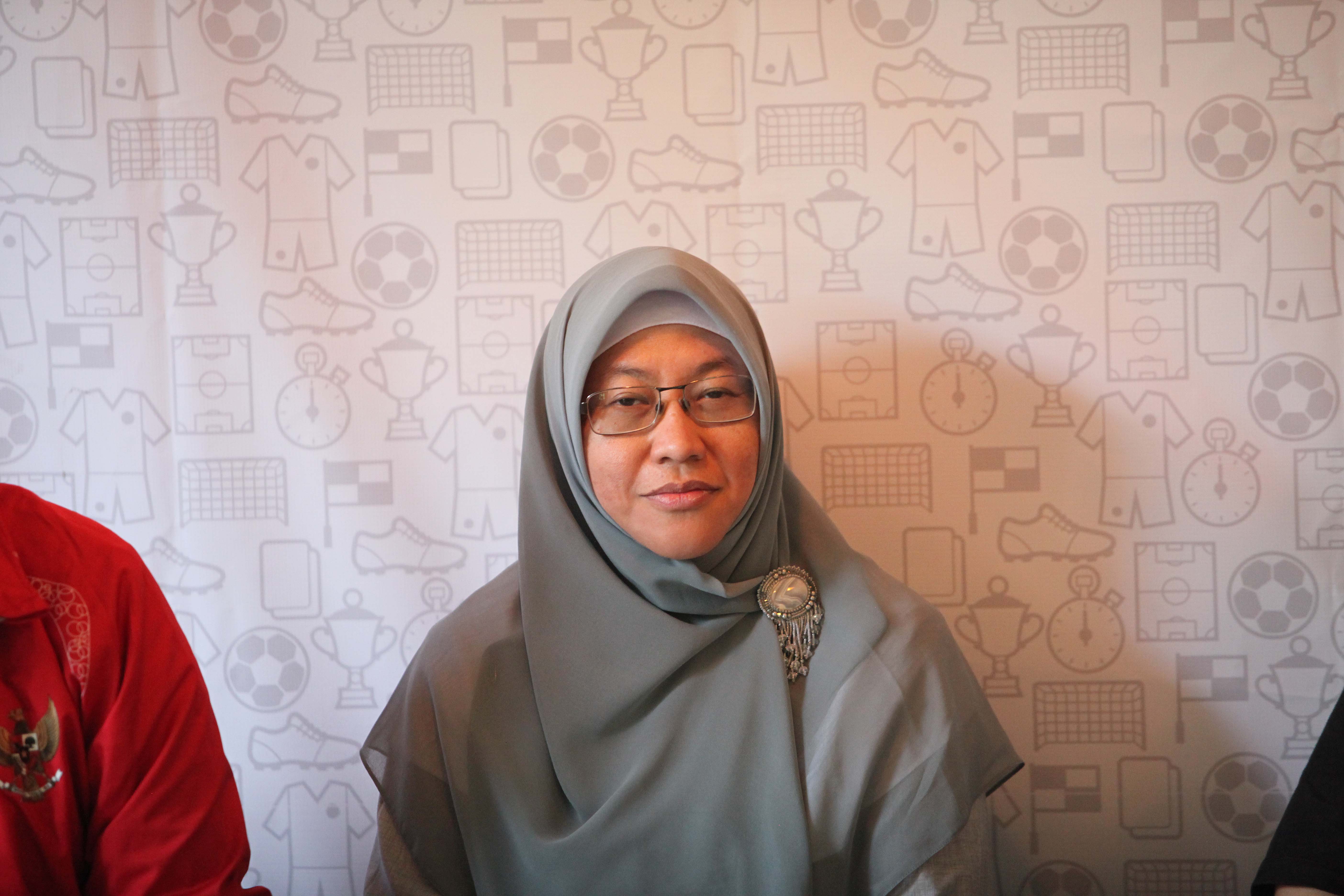 Anggota Komisi X DPR RI, Ledia Hanifa Amaliah, menyoroti biaya kuliah yang tinggi di perguruan tinggi negeri (PTN).