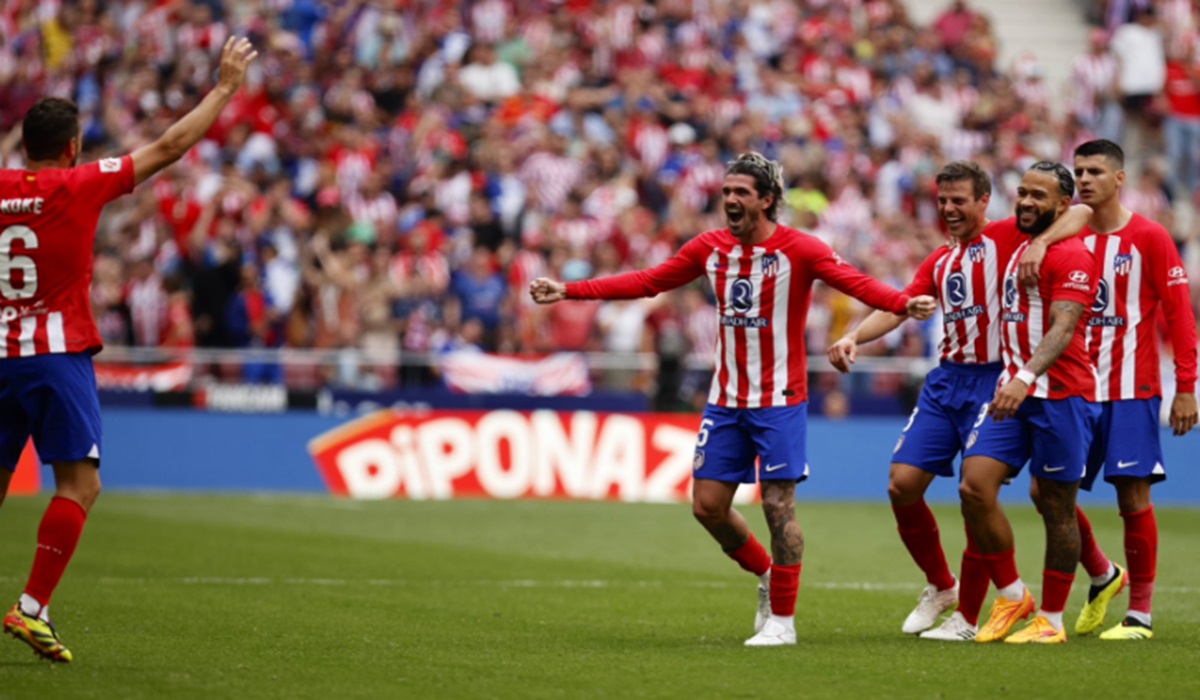 Para pemain Atletico Madrid melakukan selebrasi usai mencetak gol ke gawang Celta Vigo di laga La Liga.