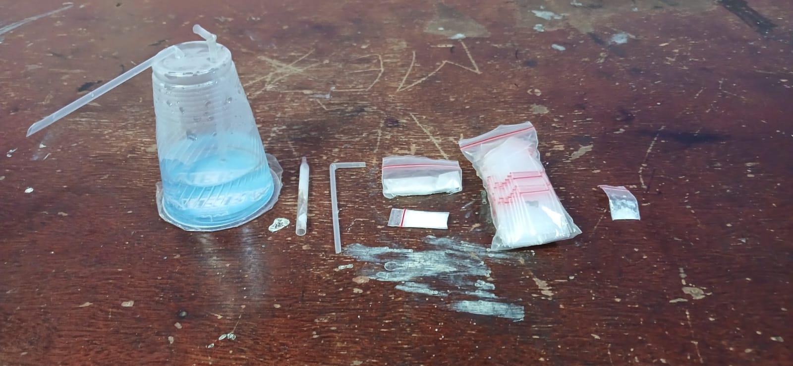 Polisi Temukan Sabu di Bungkus Rokok Dari Penangkapan Tiga ASN Ternate