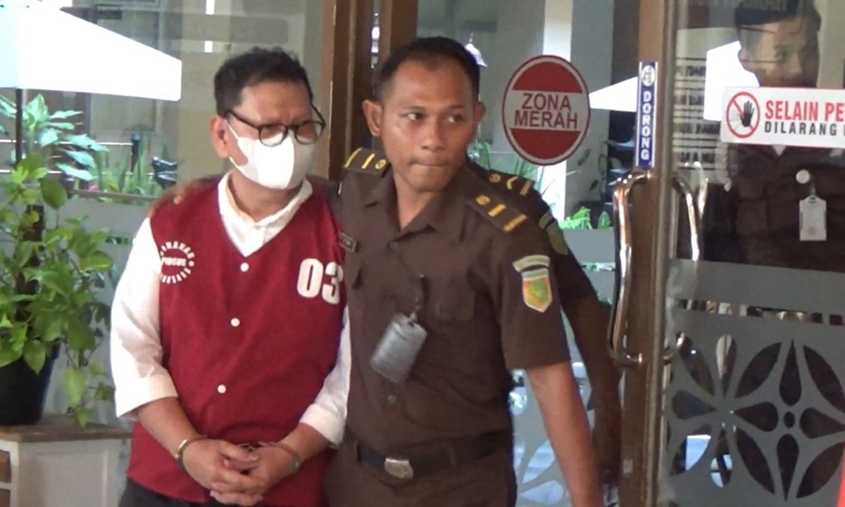 Kejaksaan Tinggi DIY menetapkan Direktur Utama PT Taru Martani berinisial NAA sebagai tersangka tindak pidana korupsi