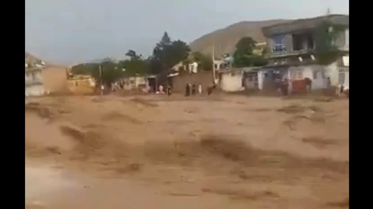 Lebih dari 153 orang dilaporkan tewas dalam banjir bandang yang terjadi di Afghanistan beberapa hari lalu. 