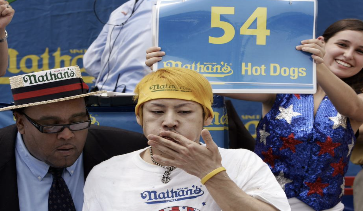 Takeru Kobayashi umukan pensiun dari dunia kompetisi makan