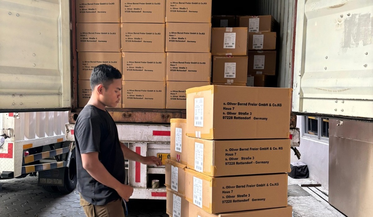 Bea Cukai Yogyakarta Fasilitasi Ekspor Pakaian Jadi ke Jerman 