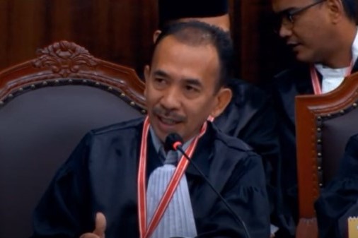 Kuasa hukum KPU dari kantor hukum JVNP, Thomas Mauritius Djawa, saat persidangan di MK, Selasa (7/5).