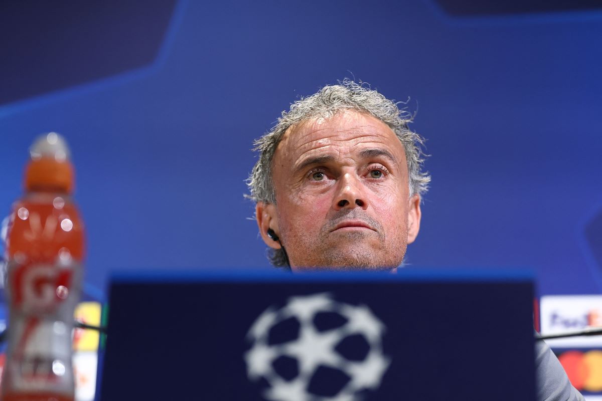 Pelatih PSG Luis Enriwue