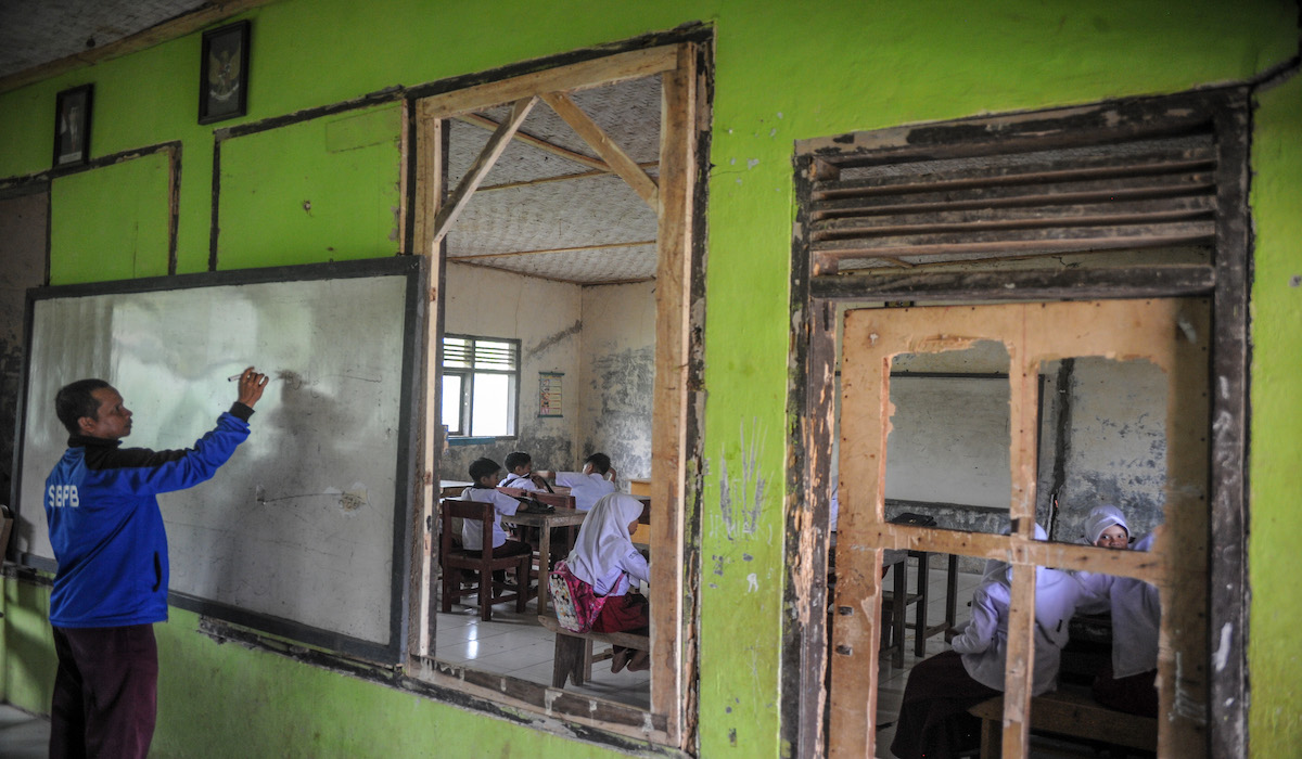 Sekolah di CIanjur butuh ribuan guru
