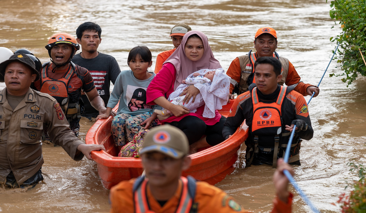 Banjir bandang di Sulawesi Selatan, 3.000 warga Luwu masih terisolasi, Sabtu (4/5/2024)