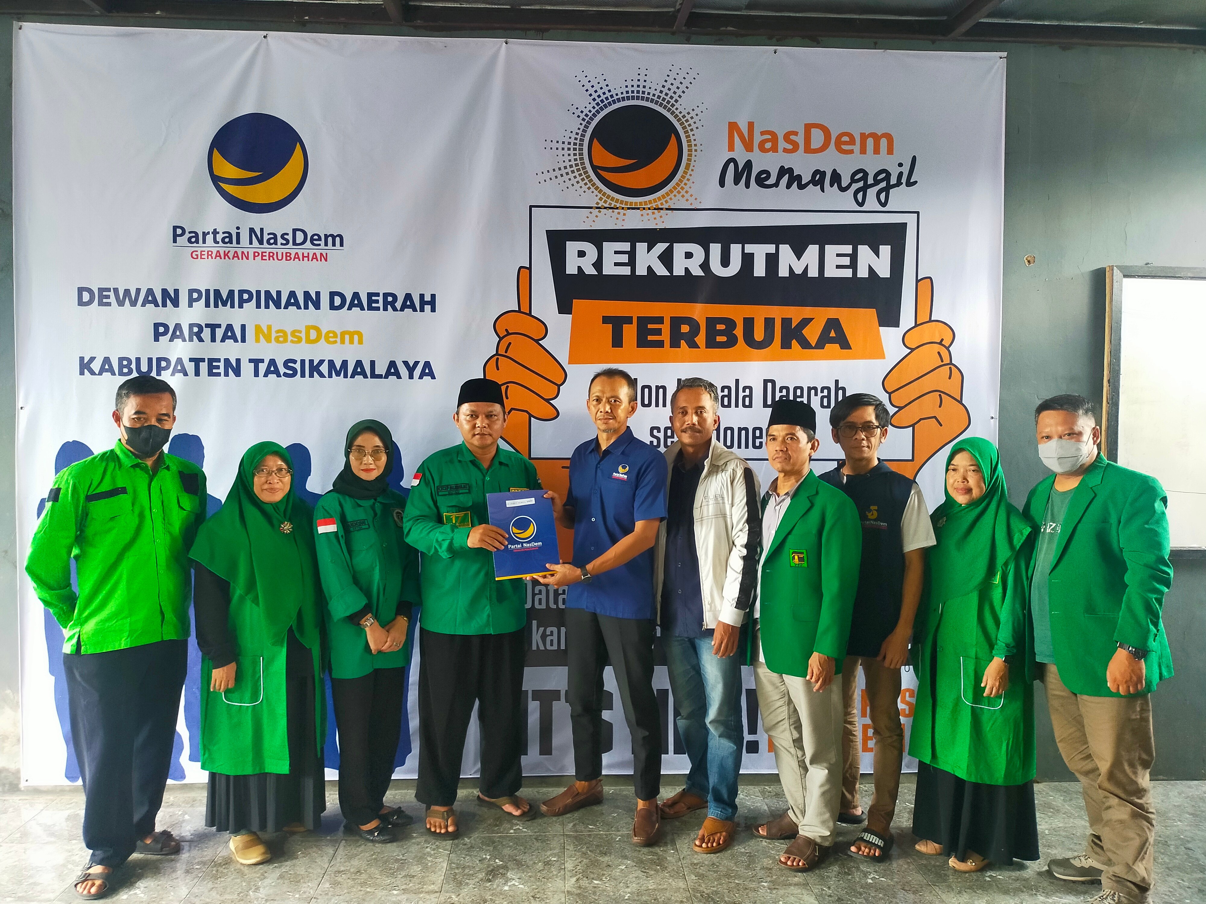 Wakil Bupati Tasikmalaya Daftar Calon Bupati ke Partai NasDem