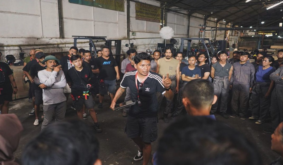 Sutradara Sidharta Tata