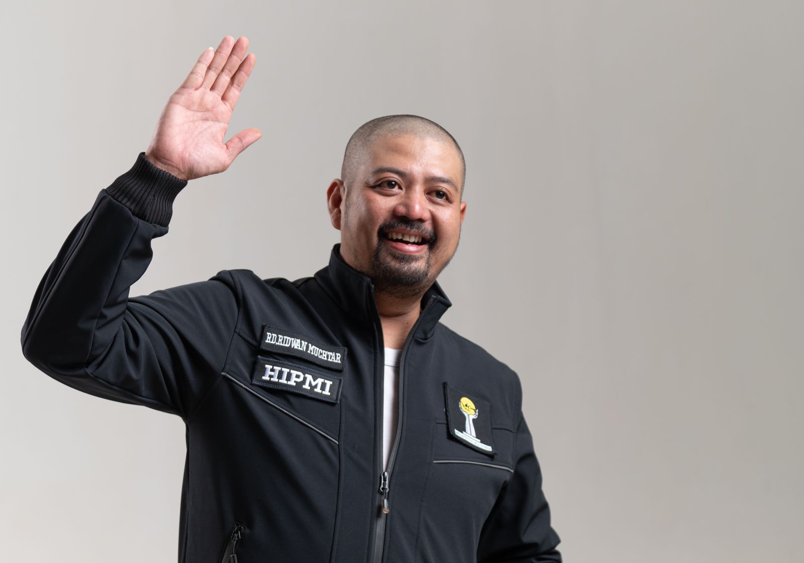 Pengusaha muda Raden Ridwan Muchtar dengan tegas menyatakan niatnya untuk maju sebagai Calon Walikota Jambi