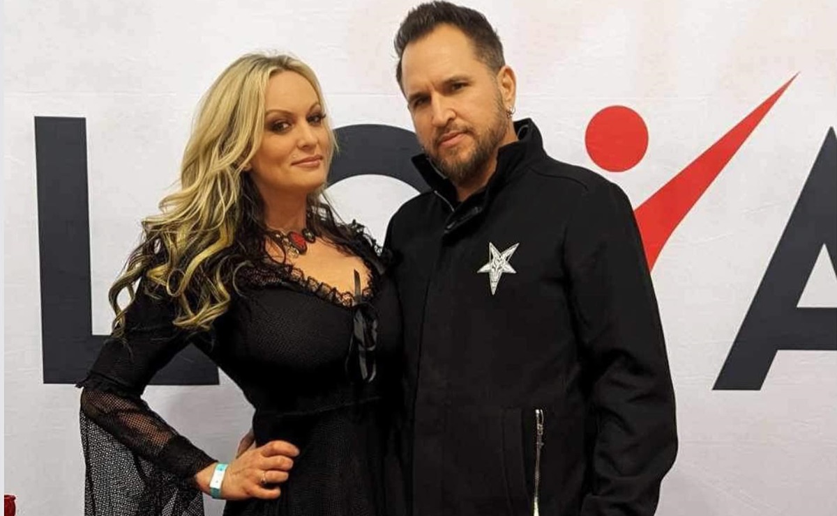 Stormy Daniels dan  suaminya Barrett Blade