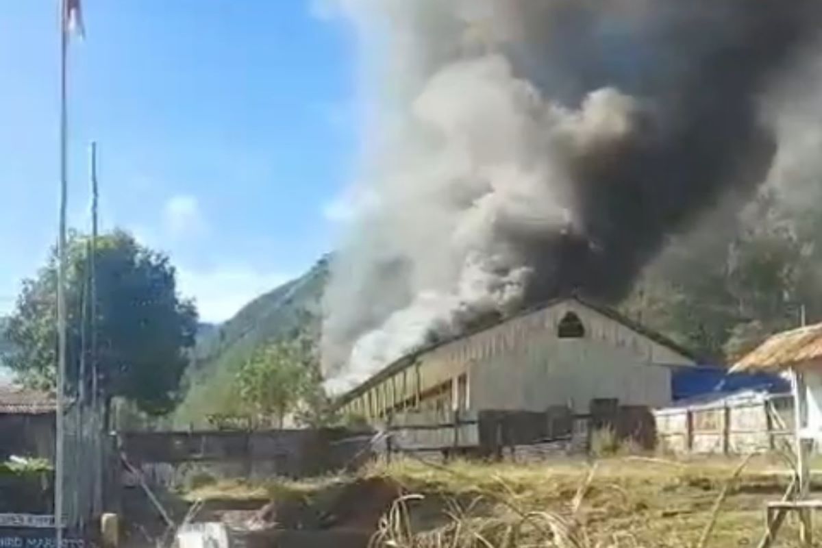 SDN Inpres Pogapa di Intan Jaya, Papua, yang dibakar KKB.