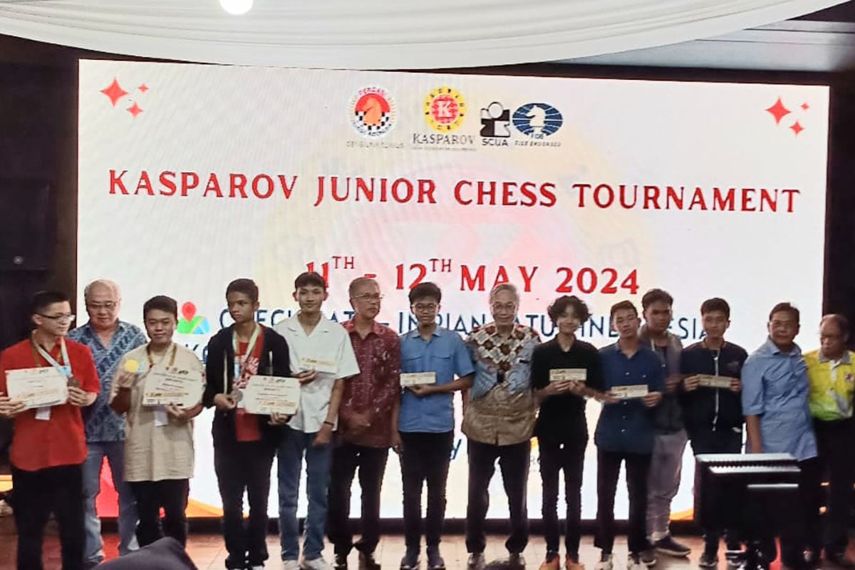 Para peraih gelar juara di Kasparov Junior Chess Tournament 2024.