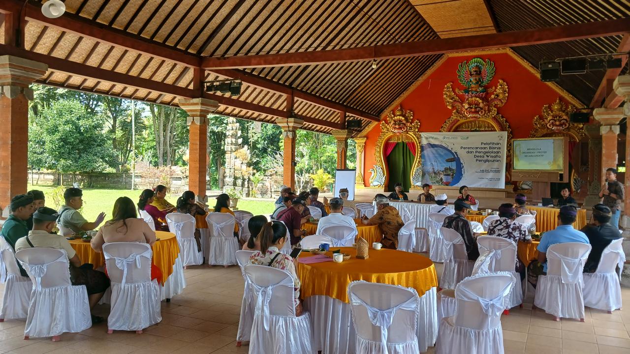 Kegiatan pelatihan manajemen pengembangan desa wisata di Bali