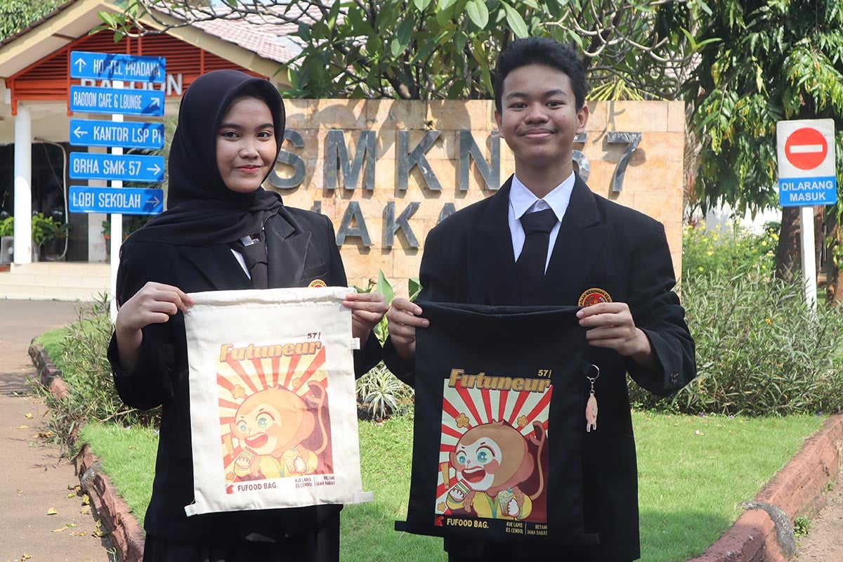 Wirausaha muda didorong hasilkan omzet ratusan juta rupiah.