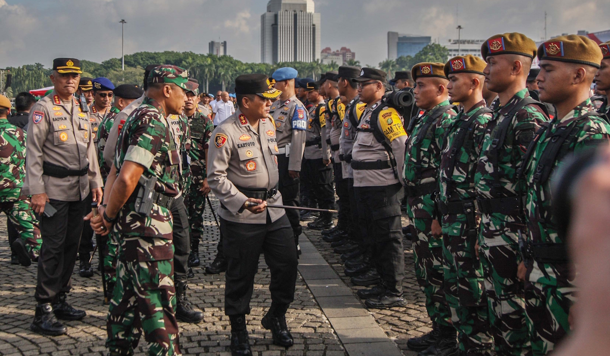 TNI-Polri Solid jangan Hanya di Tataran Elite