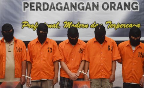 Ilustrasi. Sejumlah tersangka dihadirkan saat rilis pengungkapan kasus perdagangan orang di Bareskrim Polri, Jakarta, Rabu (9/10/2019).