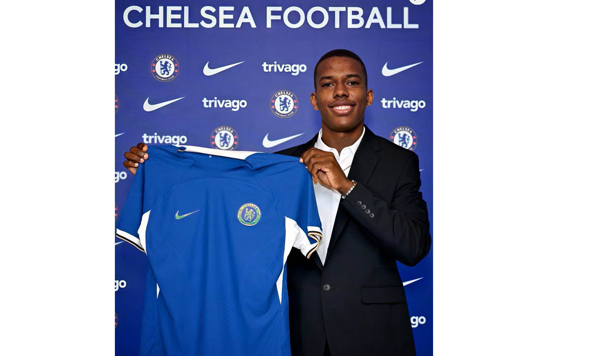 Chelsea telah menyetujui biaya awal sebesar £29 juta untuk merekrut Estevao Willian, pemain sayap berusia 17 tahun, dari klub Brasil Palmeir