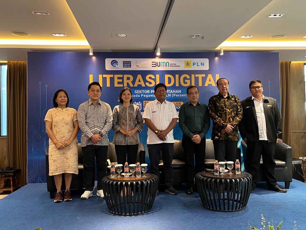 Literasi Digital Sektor Pemerintahan Kepada Pegawai PLN