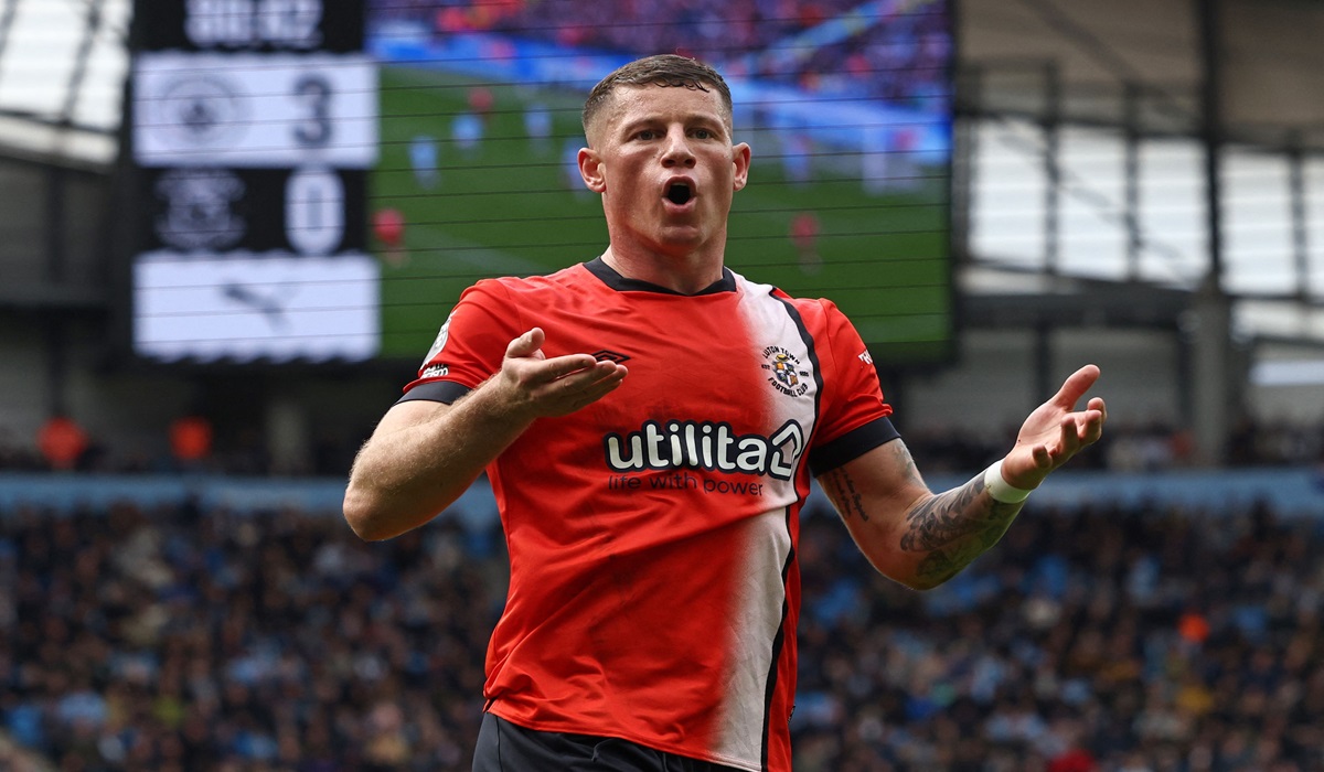 Gelandang Luton Town Ross Barkley