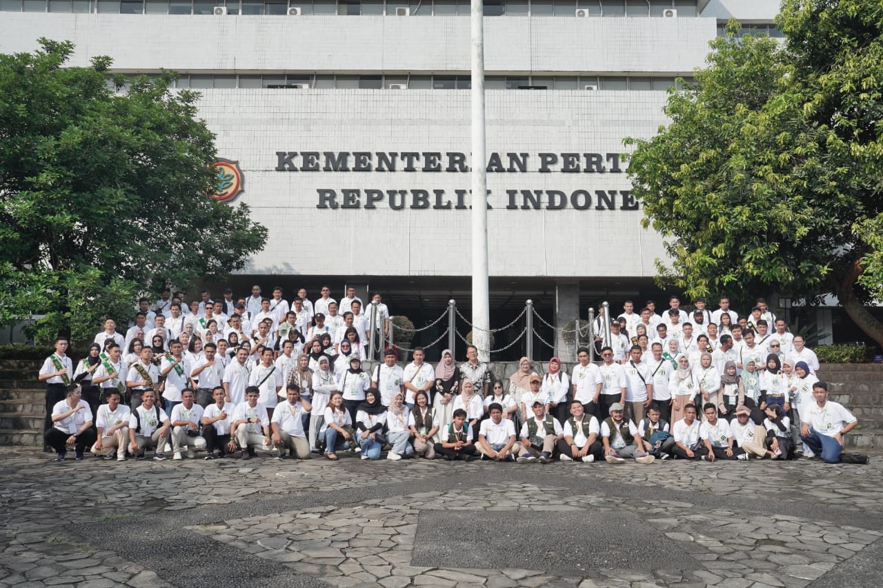 Kegiatan pembekalan bidang agirkulut kepada para petani milenial di Kementan