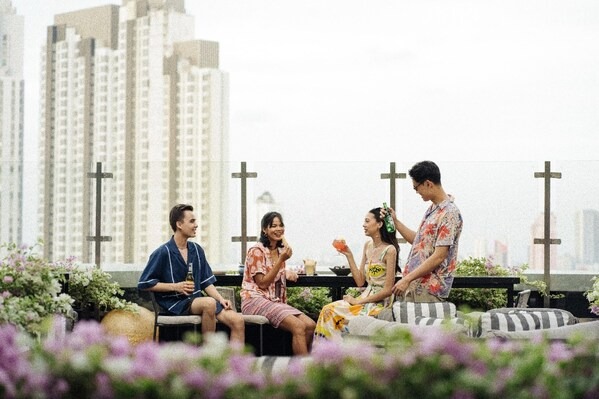 Bartender Terbaik Surabaya Berkolaborasi di Surabaya's Local Heroes