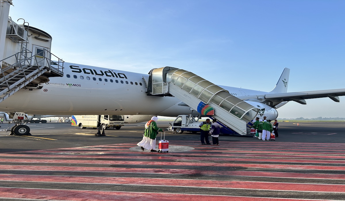 Jemaah haji kloter pertama tiba di tanah air