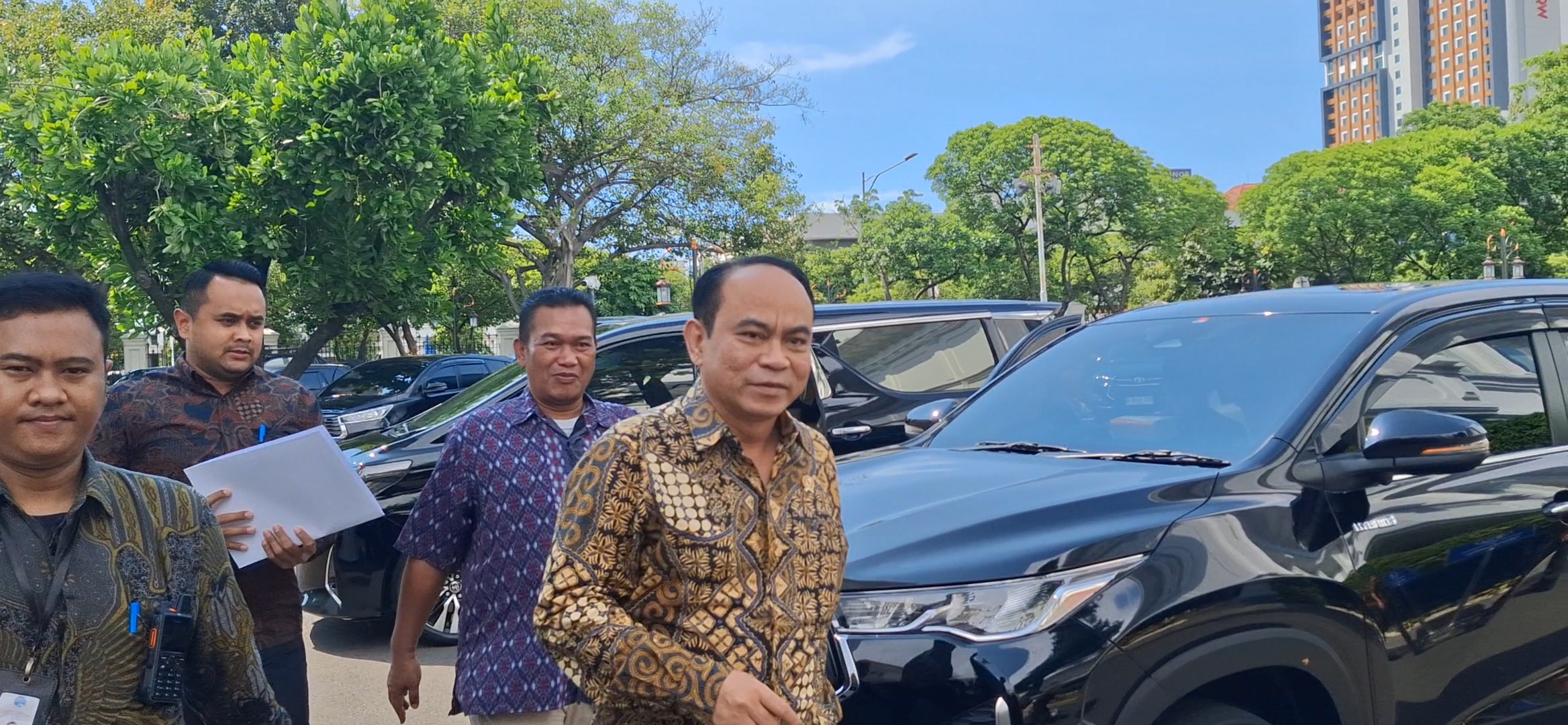 PDNS Diserang Ransomware, Jokowi Panggil Menkomifo dan Kepala BSSN. 