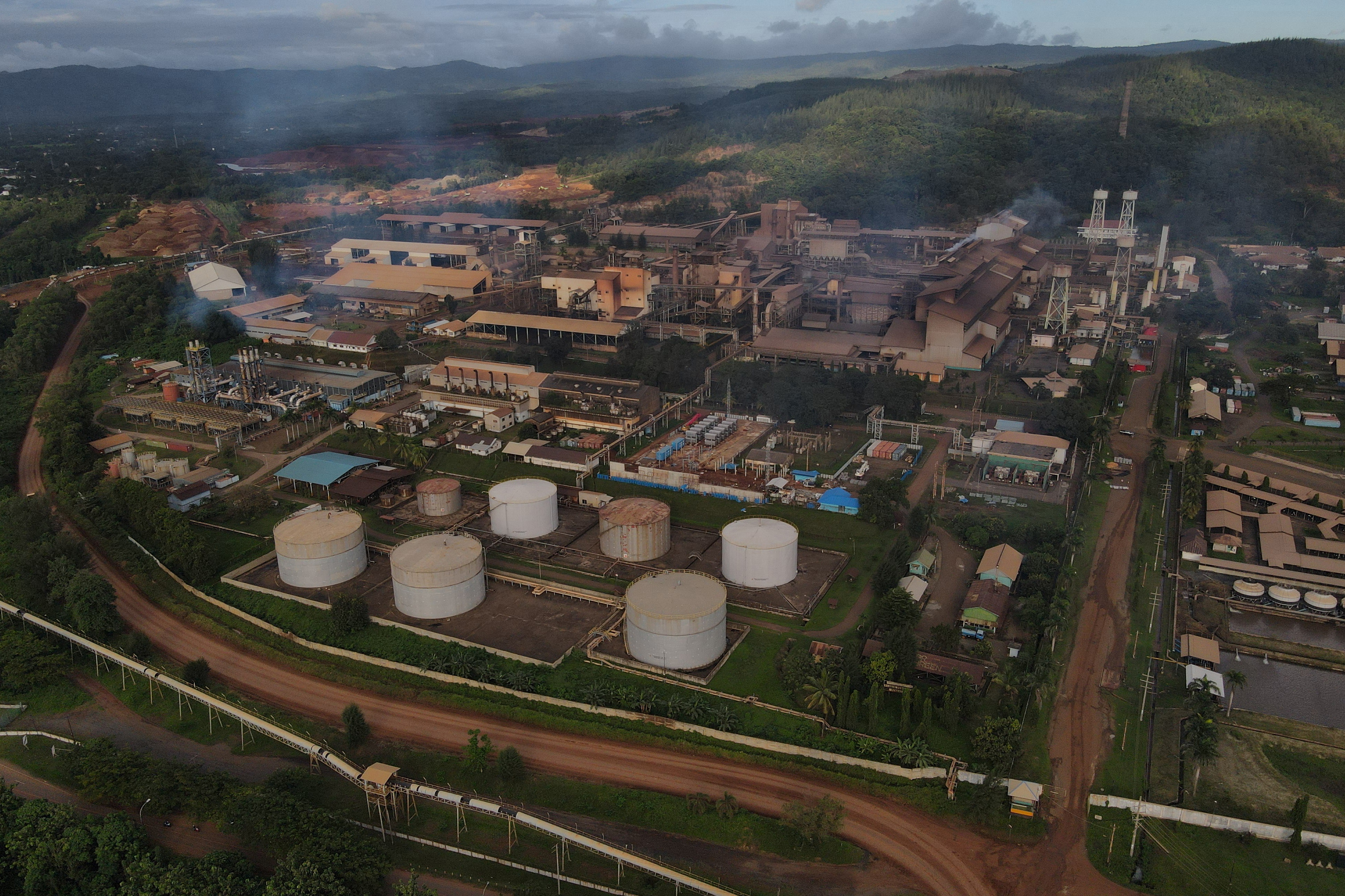Foto udara lokasi smelter nikel di Sulawesi Tenggara