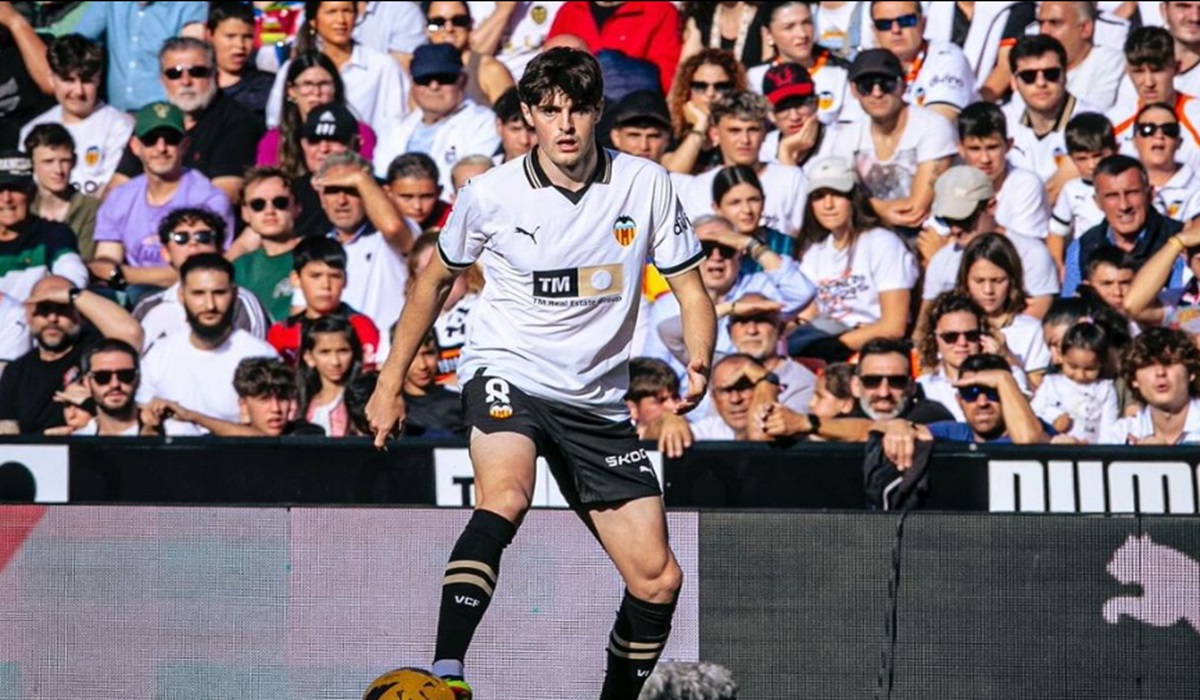 Gelandang Valencia Javi Guerra