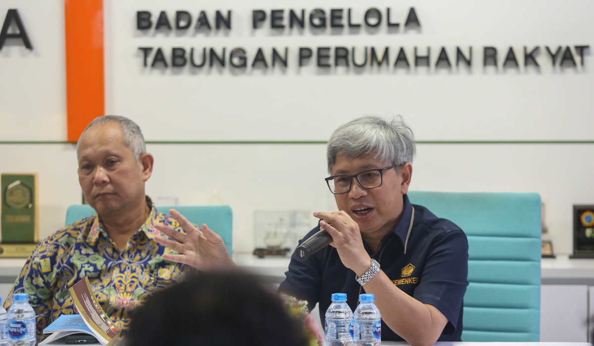 Dirjen Perbendaharaan Kementerian Keuangan, Astera Primanto Bhakti (kanan)