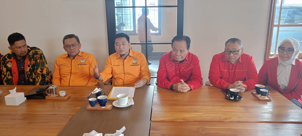 Pengurus Kosgoro dan Soksi Jawa Barat mendukung Ridwan Kamil maju kembali di Pilkada Jawa Barat