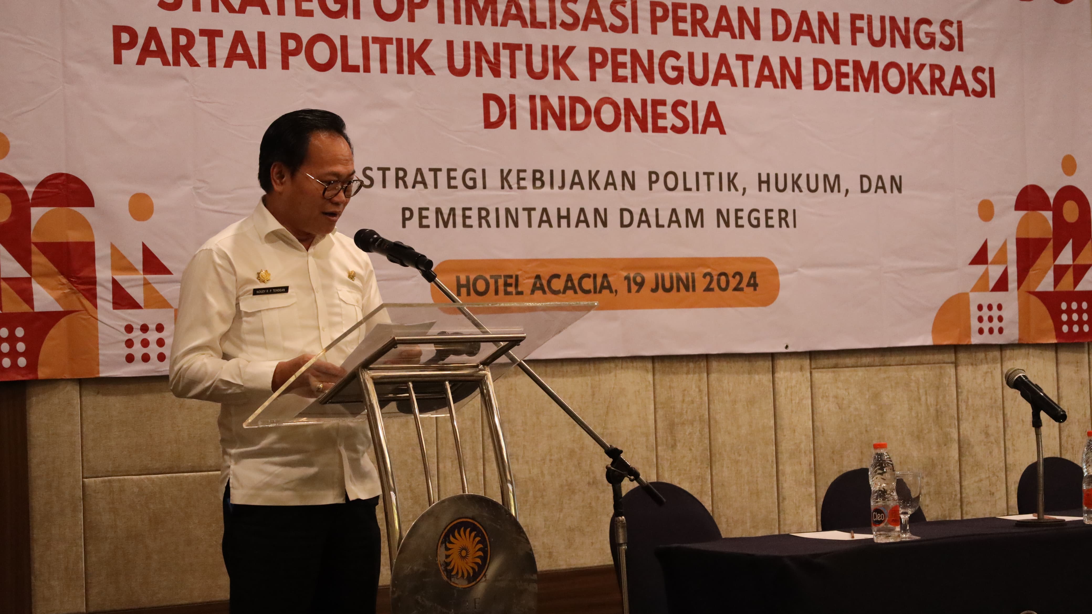 Sekretaris BSKDN Noudy R.P. Tendean