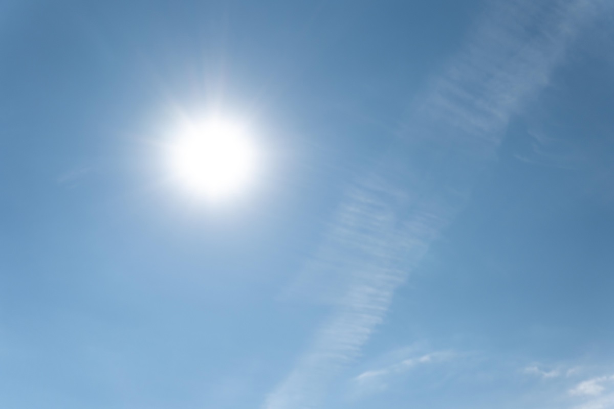 Hari ini cuaca di Jawa Tengah berpotensi cerah berawan, dengan potensi hujan ringan di 15 daerah di pegunungan dan dataran tinggi.