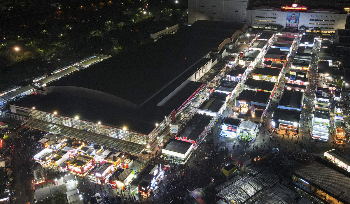 Foto udara suasana Jakarta Fair (PRJ)  JIExpo Kemayoran, Jakarta.