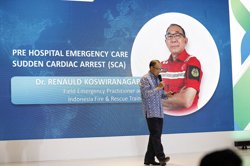 Dr. Renauld Koswiranagara