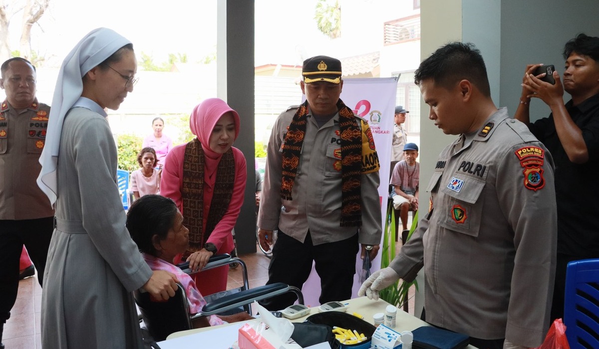 Polres Manggarai Barat, NTT Gelar Bakti Kesehatan untuk Penyandang Disabilitas dan ODGJ.