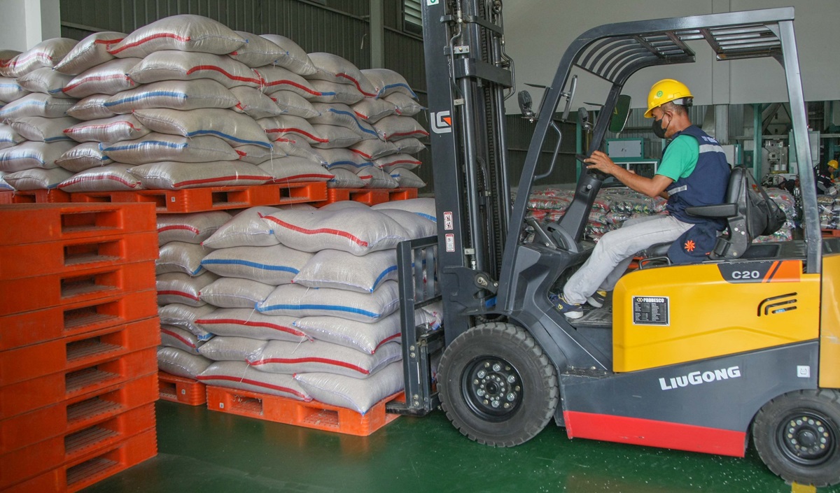 Ilustrasi - Stok beras Bulog