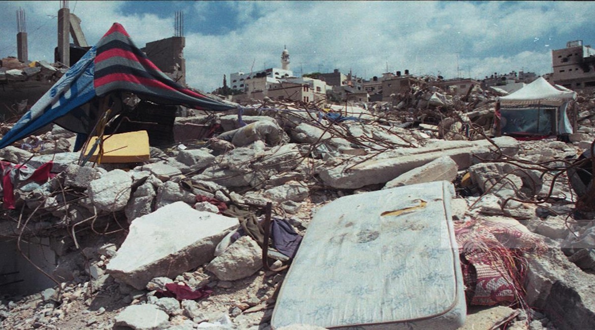 Militer Israel melancarkan serangan di Al-Mawasi, selatan Gaza, Kamis pagi, membombardir area yang sebelumnya ditetapkan sebagai 