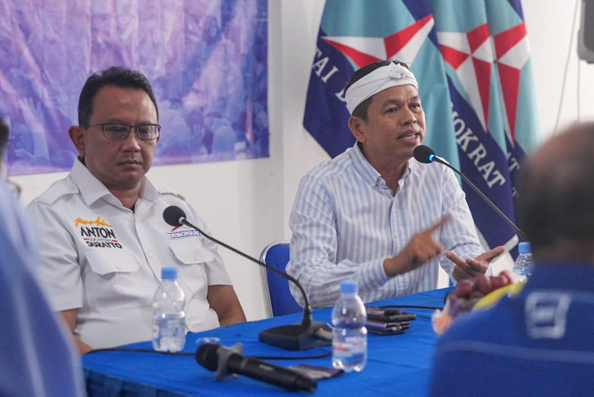 Politikus Partai Gerindra Dedi Mulyadi mengunjungi DPD Partai Demokrat Jawa Barat