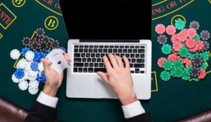 OJK Persempit Ruang Gerak Rekening Judi Online