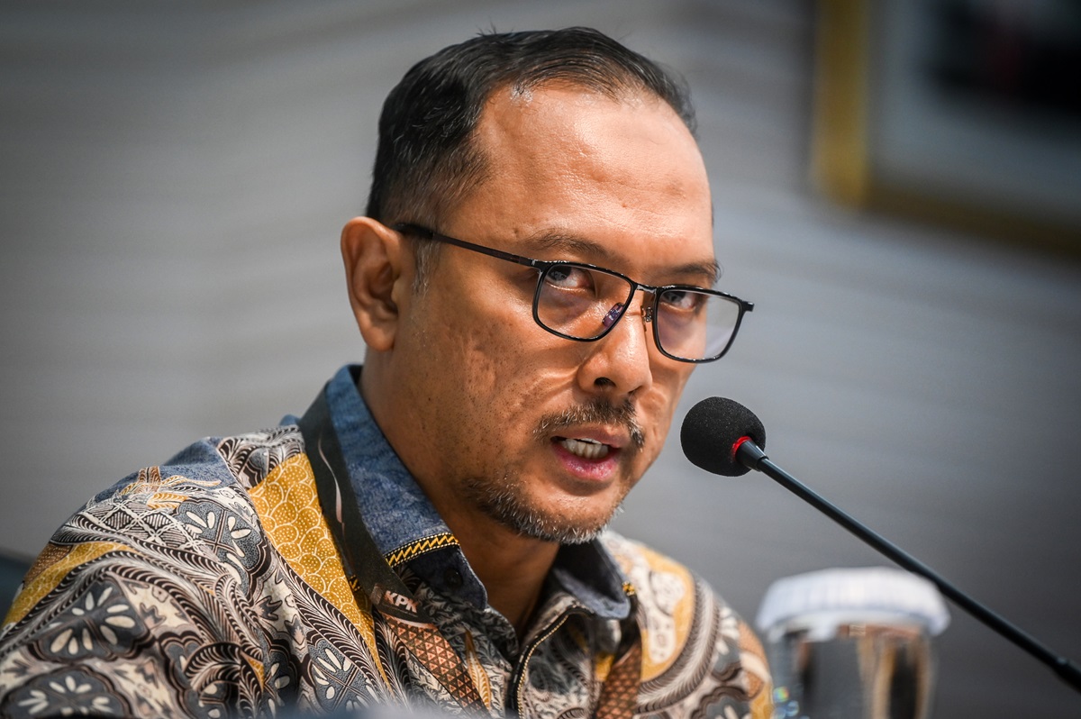  juru bicara KPK Tessa Mahardhika Sugiarto 