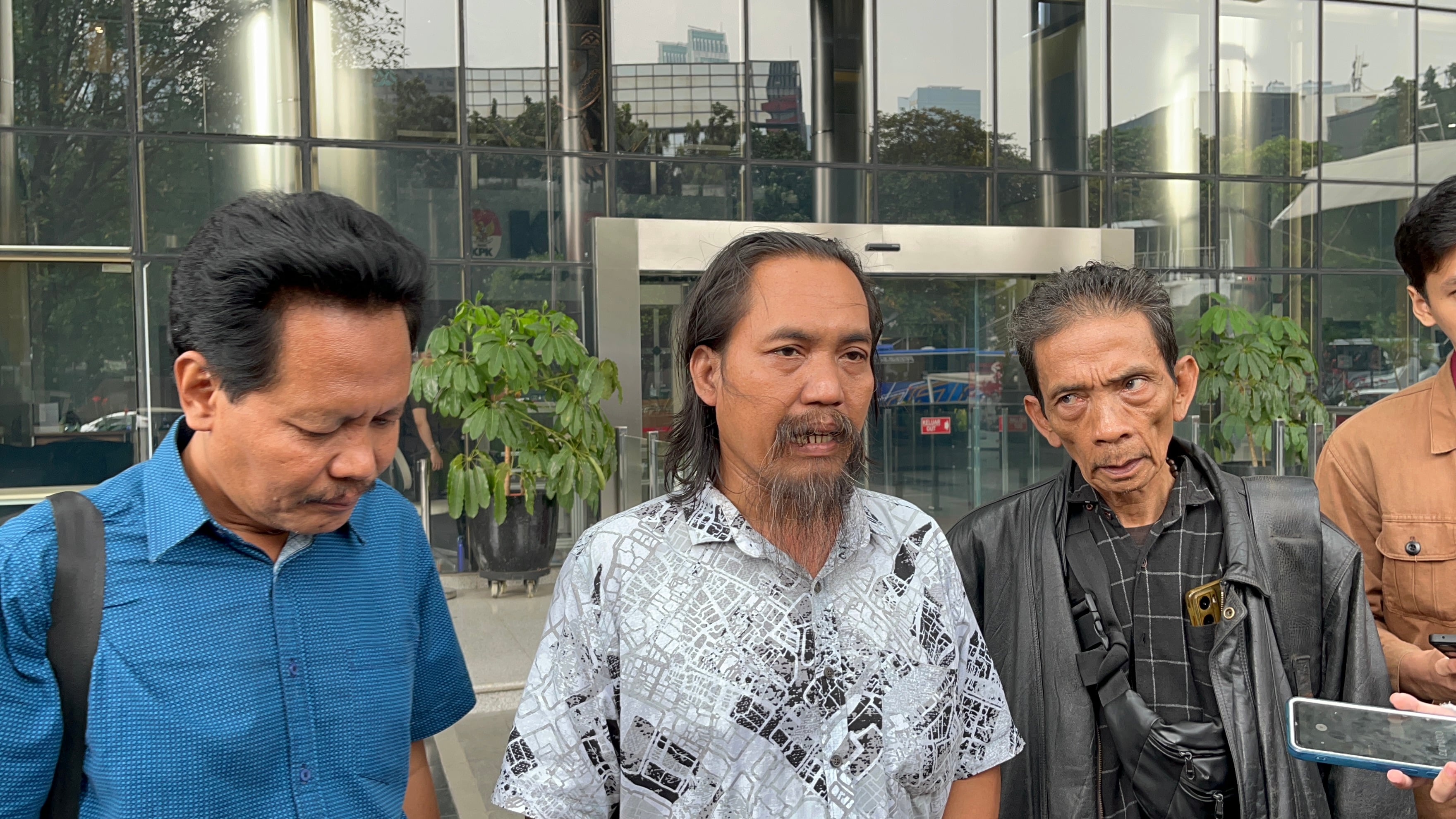 Khofifah dilaporkan ke KPK