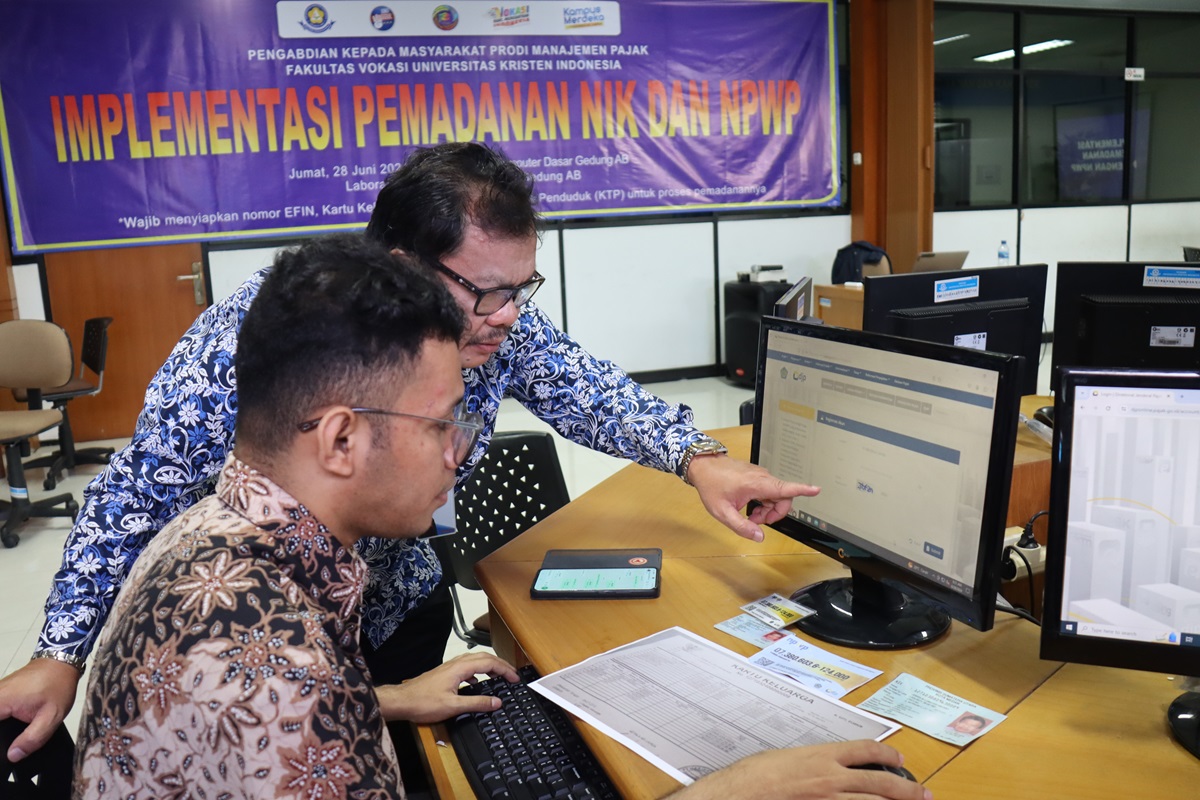 Program Studi Manajemen Pajak UKI melayani warga UKI dan masyarakat terkait pemenuhan kewajiban perpajakan melalui pemadanan NIK dengan NPWP