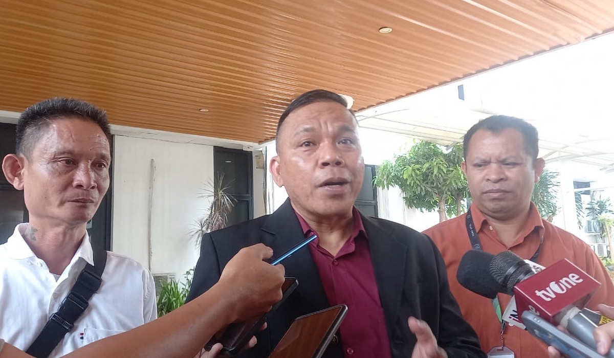 Kuasa hukum Pegi, Mayor TNI (Purn) Marwan Iswandi di Gedung Kejagung, Jakarta Selatan, Rabu, 19 Juni 2024.