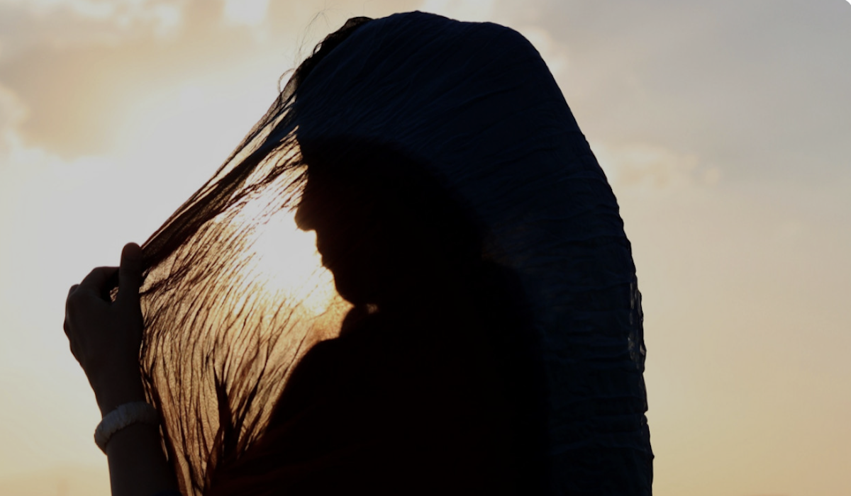 Larangan perempuan muslim berhijab