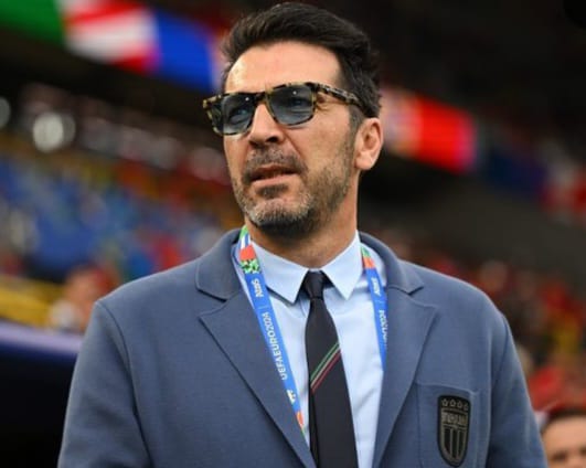 Gianluigi Buffon, mantan penjaga gawang dan kapten timnas Itaia