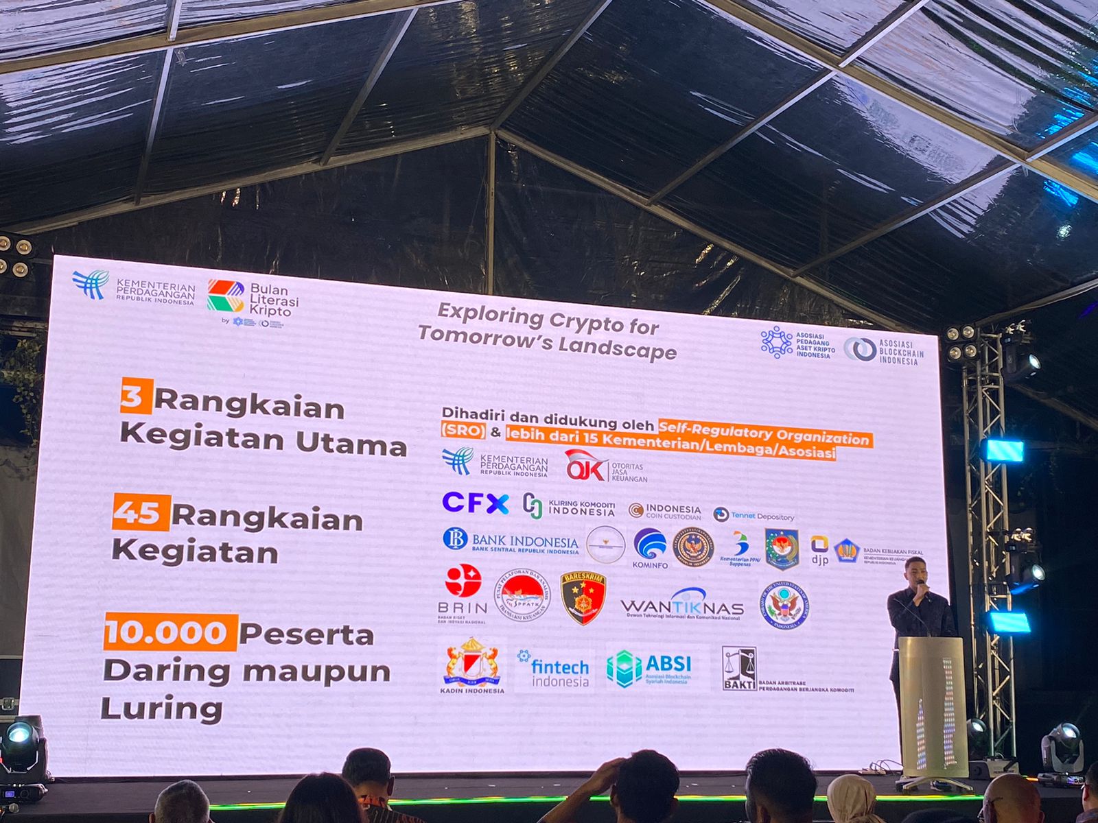 Literasi dengan tema “Exploring Crypto for Tommorrow’s Landscape”.